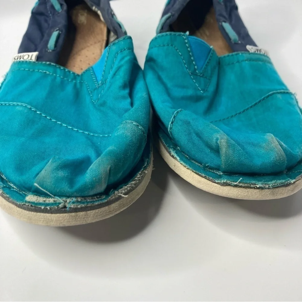 Toms color block slip on shoes‎ size 8